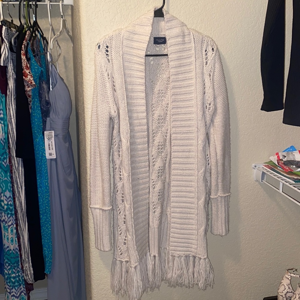 Thick knit cream cardigan
